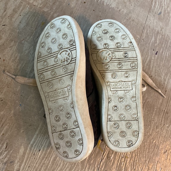 Girls Black Sneakers by Michael Kors - Picture 5 of 7